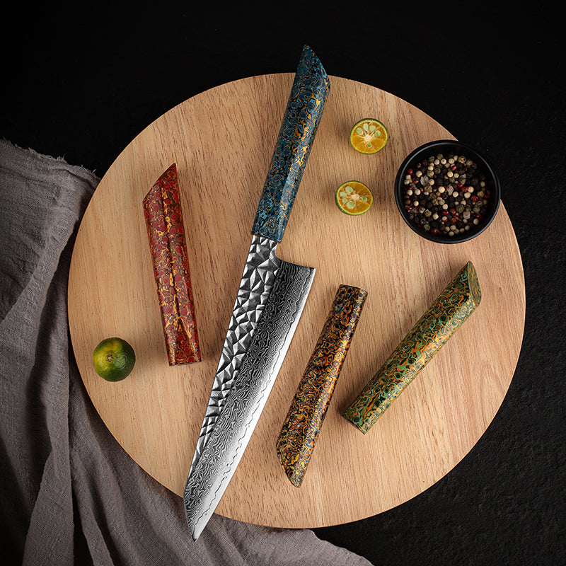 Cuchillo de chef 8" de acero de Damasco japonés de 67 capas. Mango lacado BLUE