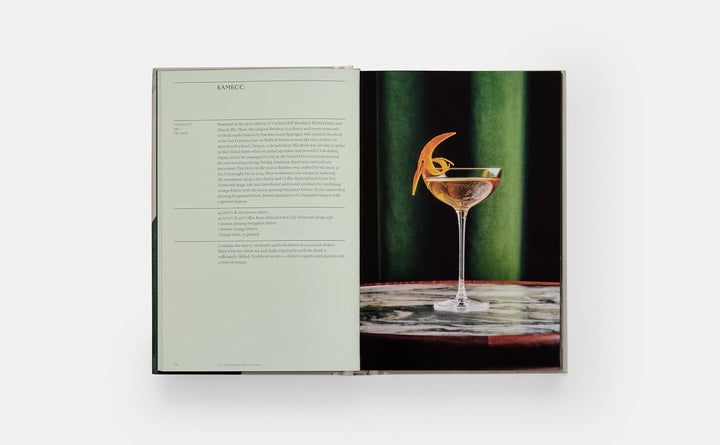 The Connaught Bar: Cocktail Recipes and Iconic Creations Tapa dura.