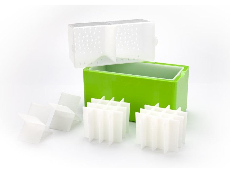 https://www.libreriagastroperu.com/cdn/shop/products/ice-cube-mould_800x.jpg?v=1679975718